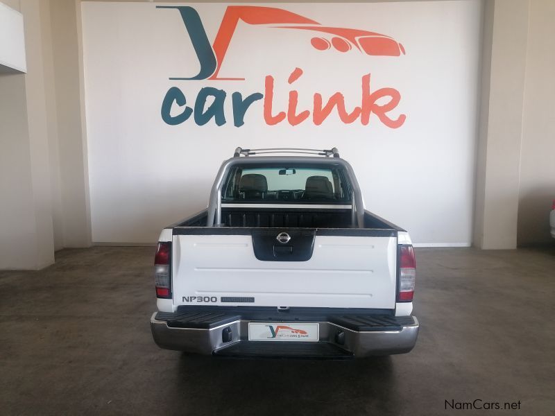 Nissan NP 300 Hardbody 2.5 TDCI 4x4 D/Cab in Namibia