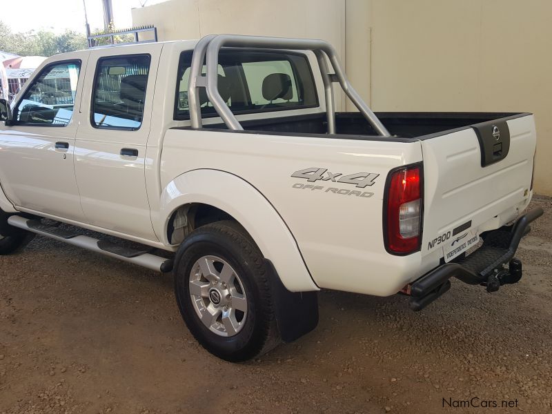 Nissan NP 300 Hardbody 2.5TD 4x4 Double Cab in Namibia