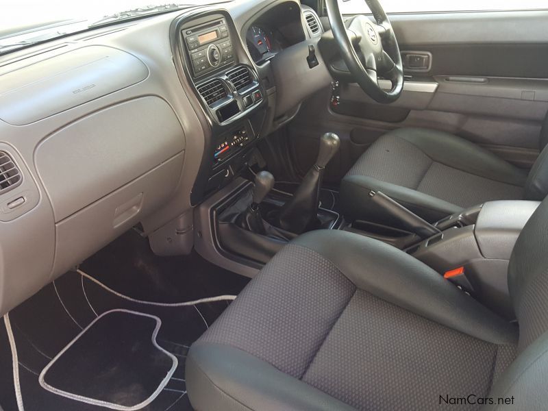 Nissan NP 300 Hardbody 2.5TD 4x4 Double Cab in Namibia