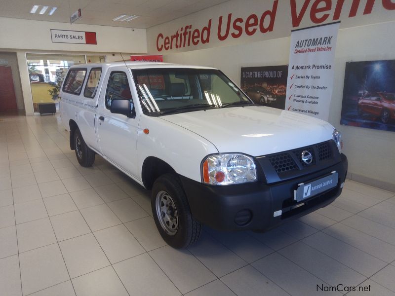 Nissan NP300 2.0 HARDBODY S/C in Namibia