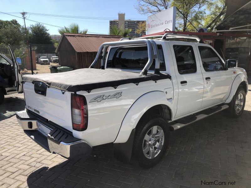 Nissan NP300 2.5 4x4 Man in Namibia