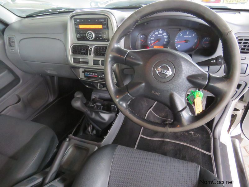 Nissan NP300 2.5 D/CAB 4X4 PRIVATELY OWNED in Namibia