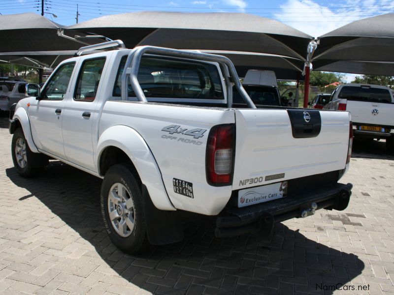 Nissan NP300 2.5 TDI 4x4 P/U D/C in Namibia