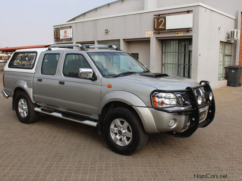 Nissan NP300 2.5CDI D/C 4X4 in Namibia