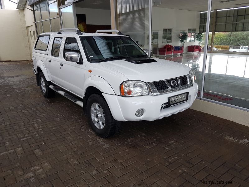 Nissan NP300 2.5TDi Double cab 4x4 in Namibia
