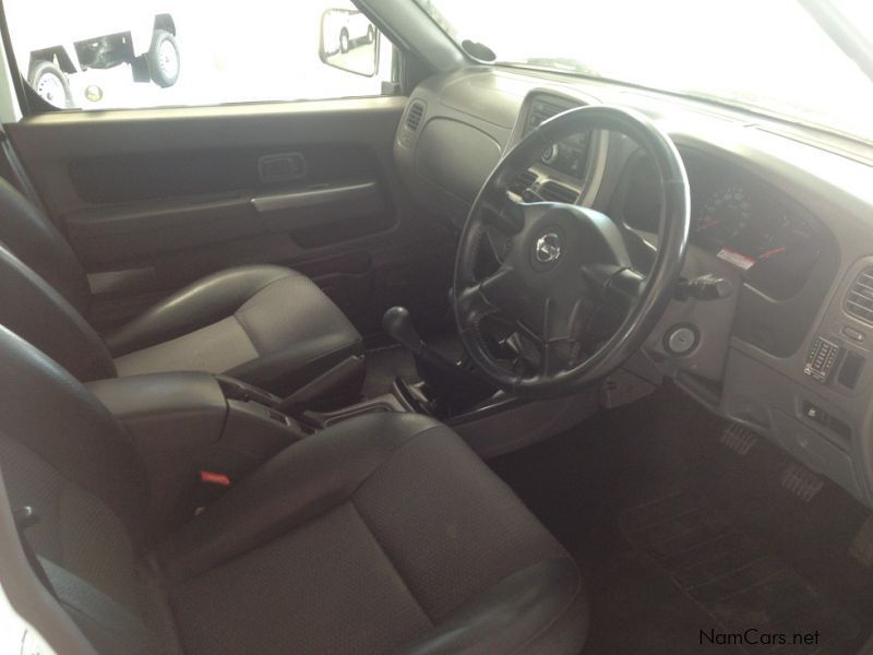 Nissan NP300 2.5Tdi Hardbody 4x4 in Namibia
