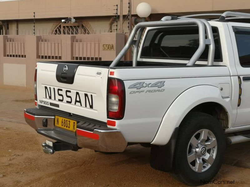 Nissan NP300 4x4 in Namibia