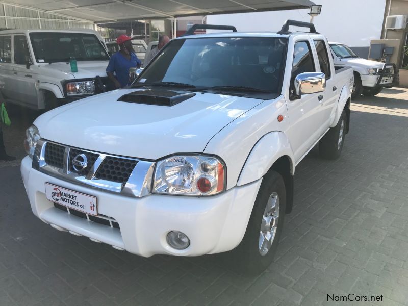 Nissan NP300 Hardbody 2.5 Diesel 4x4 in Namibia