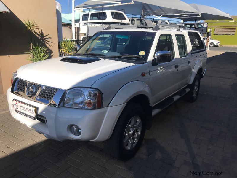 Nissan NP300 Hardbody 2.5 TDi in Namibia