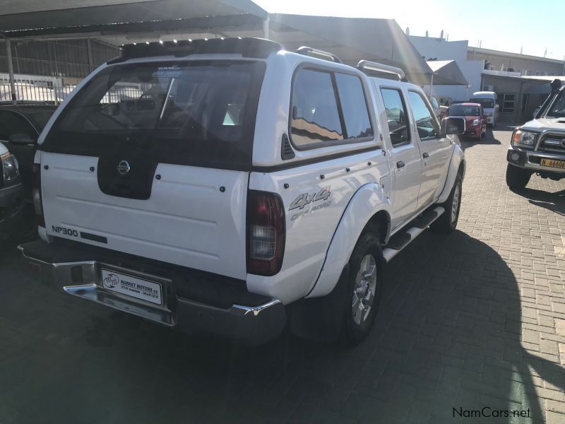 Nissan NP300 Hardbody 2.5 TDi in Namibia