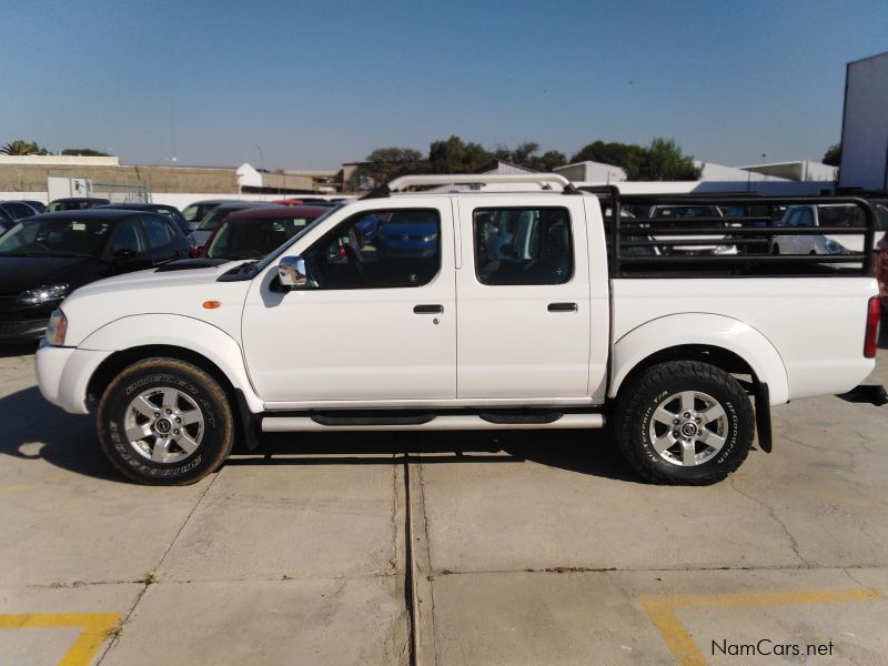 Nissan NP300 Hardbody 2.5TDI 4x4 in Namibia