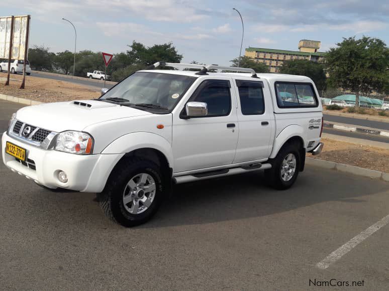 Nissan NP300 with roadworthy cash only in Namibia