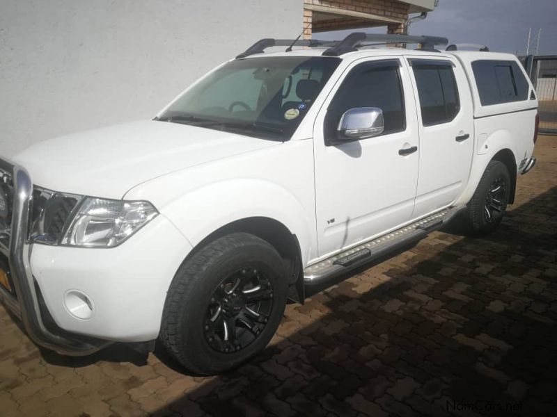 Nissan Navara 3.0 Diesel V6 (V9X) 4x4 in Namibia