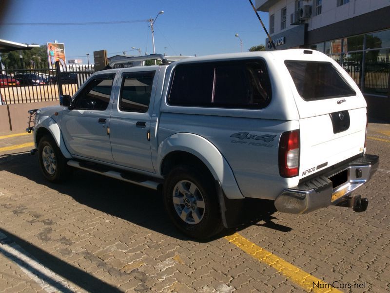 Nissan Nissan NP300 2.5 Diesel 4X4 D/Cab in Namibia