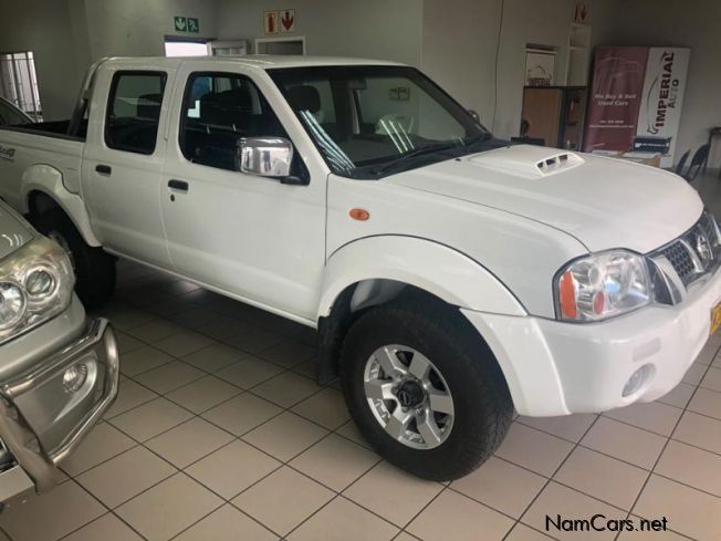 Nissan Np300 2.5 Tdi 4x4 P/u D/c in Namibia