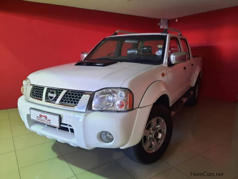 Nissan Np300 2.5TDi D/C 4x4 in Namibia