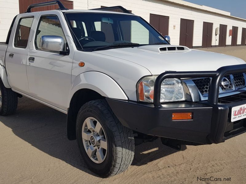 Nissan Np300 Hardbody 2.5 Tdi P/U D/C M/T 4x4 Off-Road in Namibia