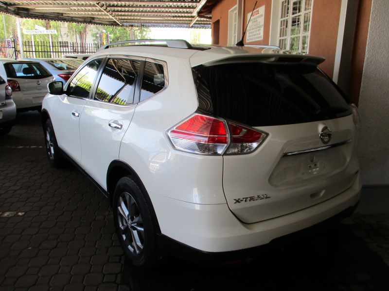 Nissan X-trail 2.0 XE in Namibia