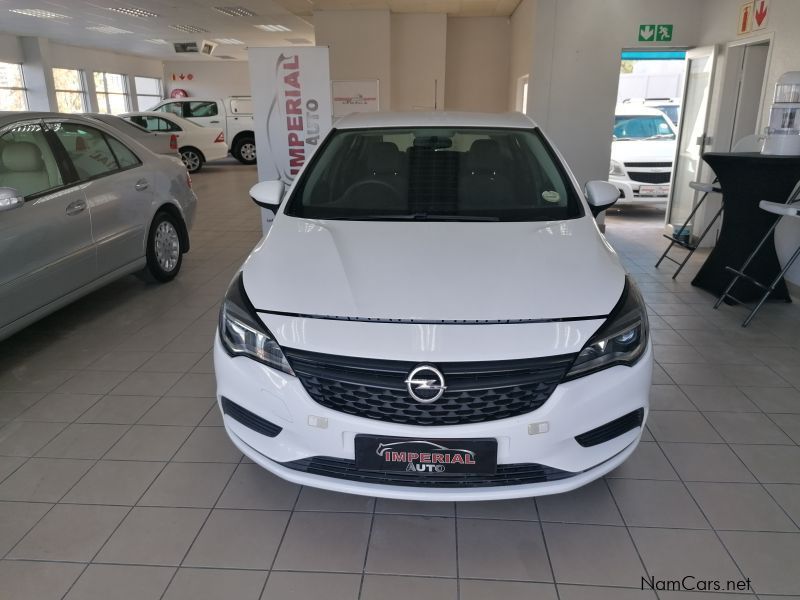 Opel Astra 1.0 Ecotech in Namibia