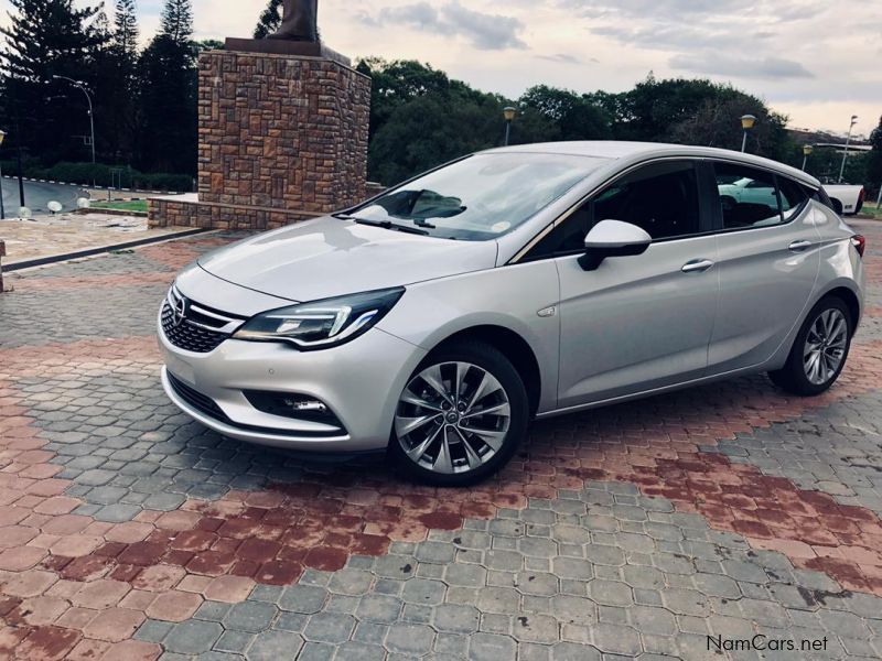 Opel Astra 1.4 turbo in Namibia