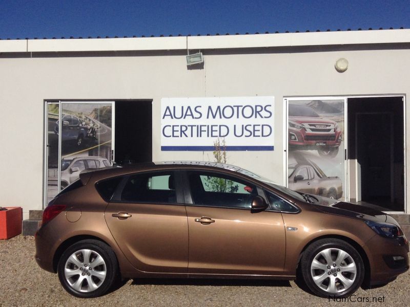 Opel Astra 1.6 Essentia 5 door in Namibia