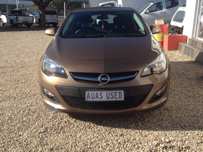 Opel Astra 1.6 Essentia 5 door in Namibia