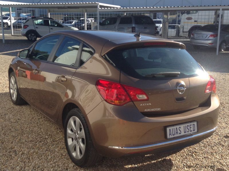 Opel Astra 1.6 Essentia 5 door in Namibia