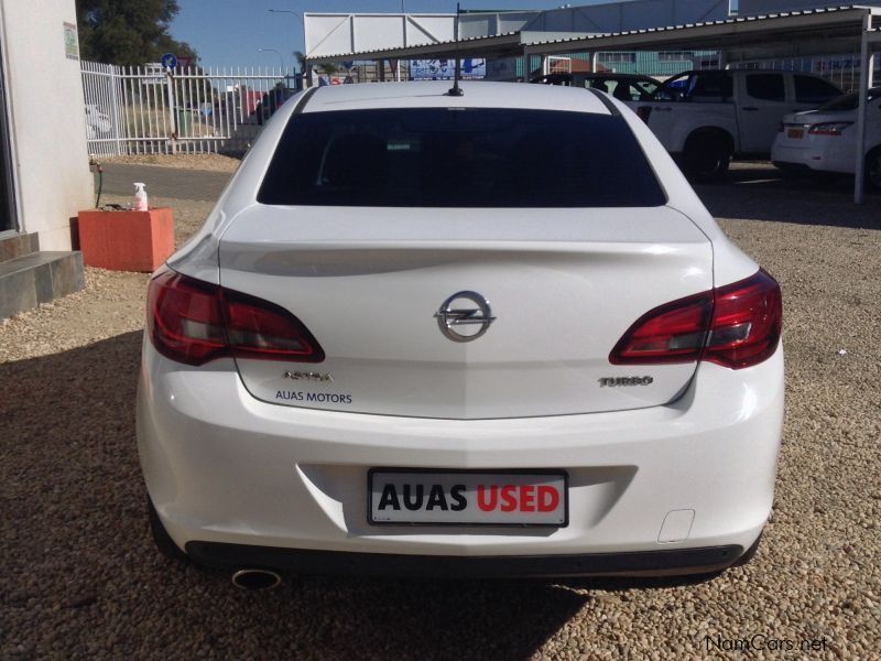 Opel Astra 1.6 Turbo Enjoy Plus in Namibia