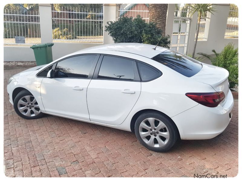 Opel Astra in Namibia