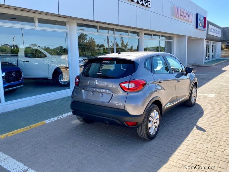 Renault Captur 900 Expression in Namibia