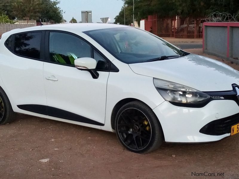 Renault clio 4 1.2 in Namibia