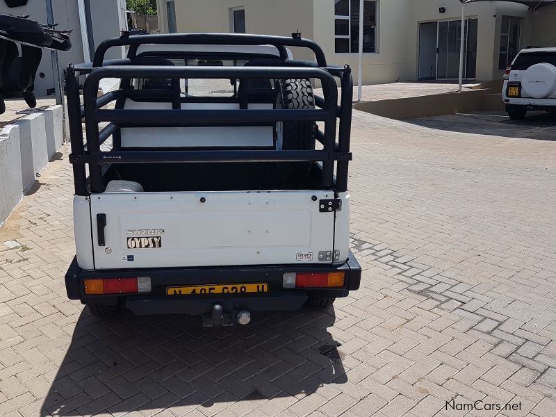 Suzuki Gypsy 1.3i Single cab 4x4 in Namibia