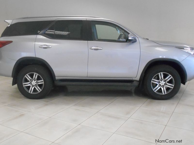 Toyota 2.4 fortuner rb a/t in Namibia