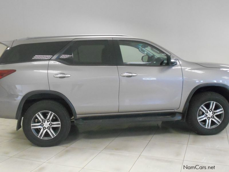 Toyota 2.4 rb fortuner in Namibia
