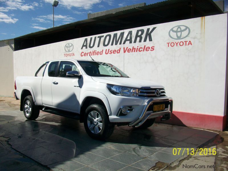 Toyota 2016 Toyota hilux 2.8 xtra cab 2/4 in Namibia