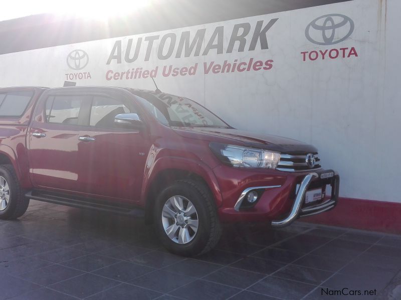 Toyota 4.0 Hilux Toyota double cab automatic 4x4 in Namibia