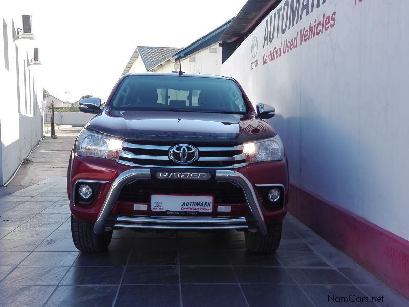 Toyota 4.0 Hilux Toyota double cab automatic 4x4 in Namibia