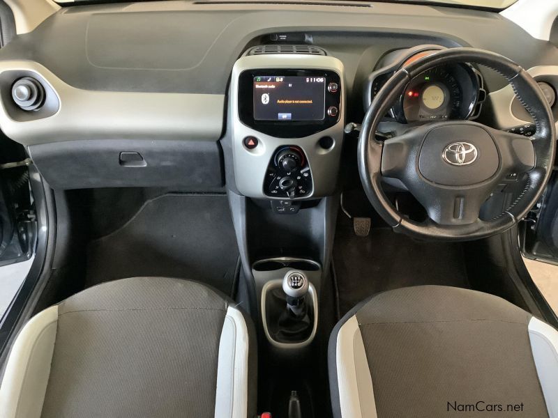 Toyota AYGO 1.0l X-Play in Namibia