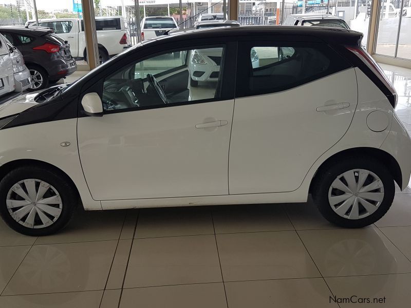 Toyota Aygo X-Play 1.0 Hatch in Namibia