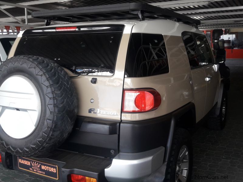 Toyota FJ Cruiser  4.0 V6 in Namibia