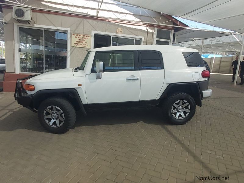 Toyota FJ Cruiser in Namibia