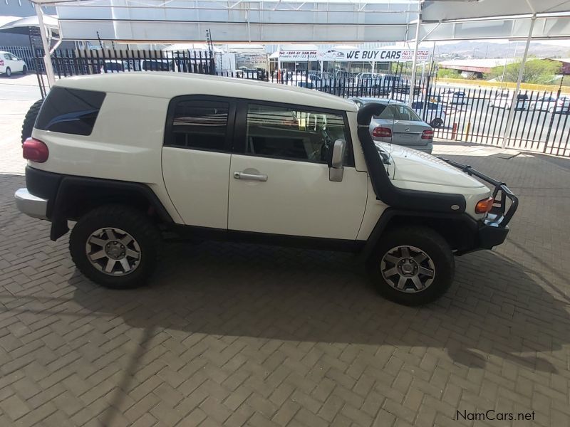 Toyota FJ Cruiser in Namibia