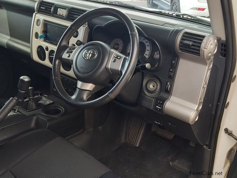 Toyota FJ Cruiser in Namibia