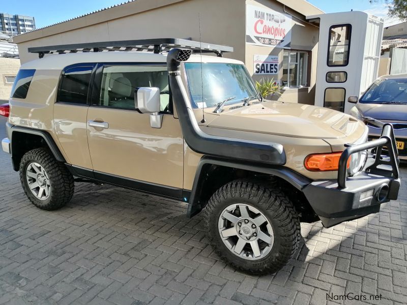 Toyota FJ Cruiser 4.0 V6 in Namibia