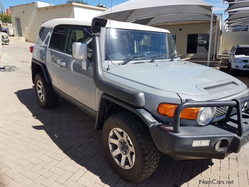 Toyota FJ Cruiser 4.0 V6 A/T in Namibia