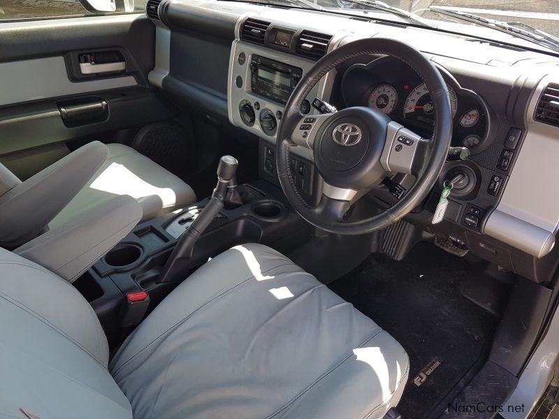 Toyota FJ Cruiser 4.0 V6 A/T in Namibia