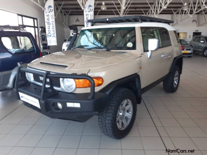 Toyota FJ Cruiser 4.0 V6 A/T 4x4 in Namibia