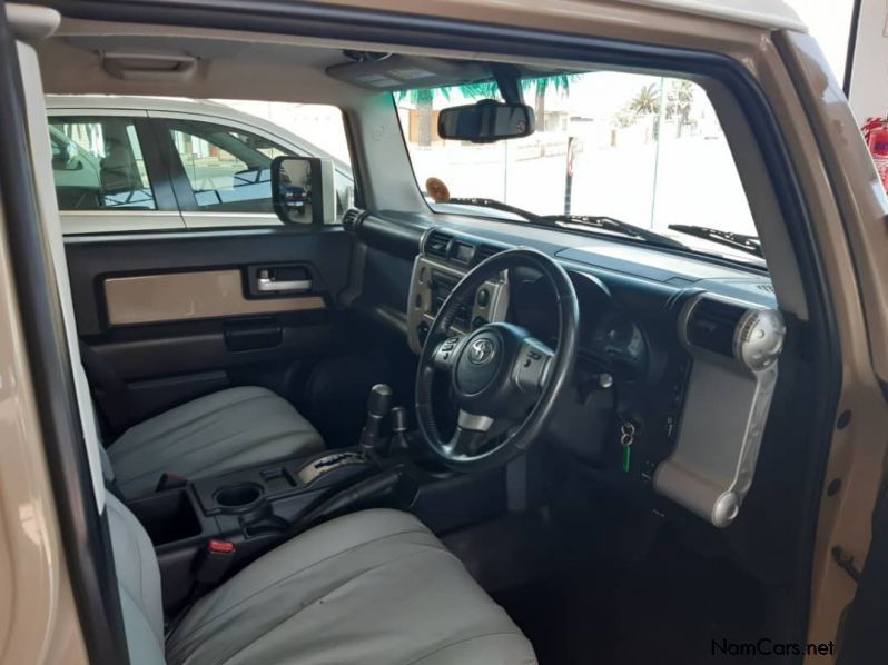 Toyota FJ Cruiser 4.0 V6 A/T 4x4 in Namibia