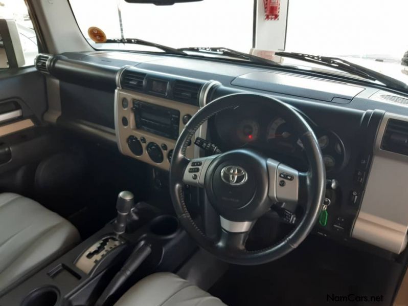 Toyota FJ Cruiser 4.0 V6 A/T 4x4 in Namibia