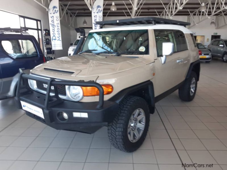 Toyota FJ Cruiser 4.0 V6 Auto in Namibia